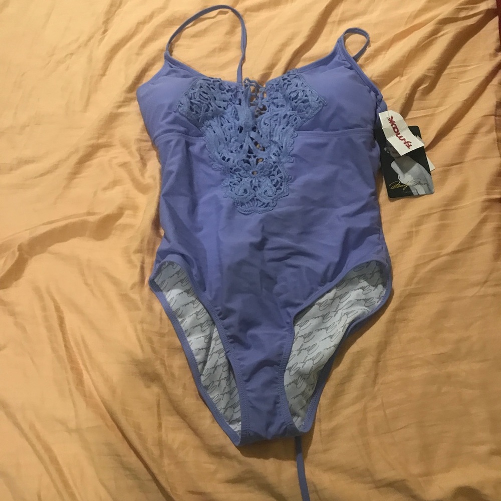Bathing suit